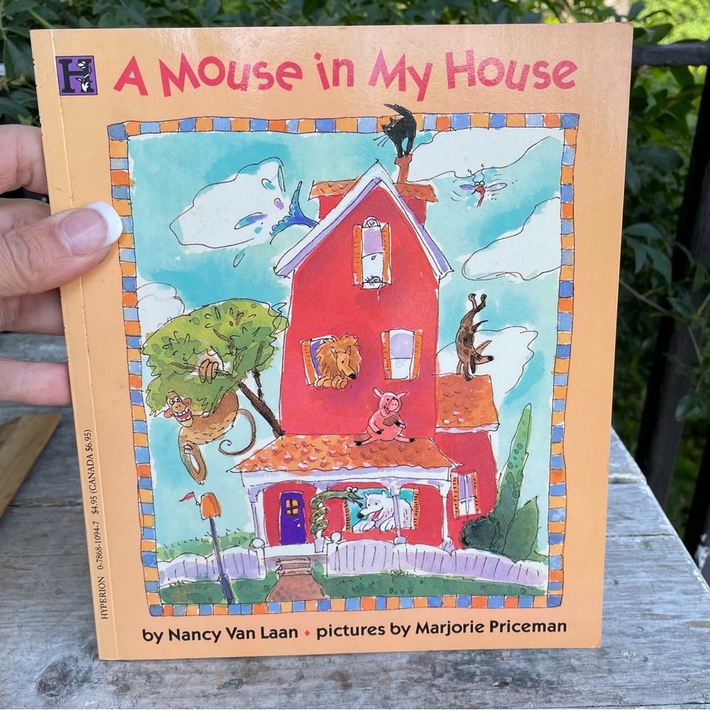 A Mouse in My House Nancy Van Laan childrens book